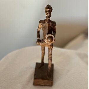 Don Quixote Figurine Brown Excellent Hand Carved Wood Statue
Vintage Retro
